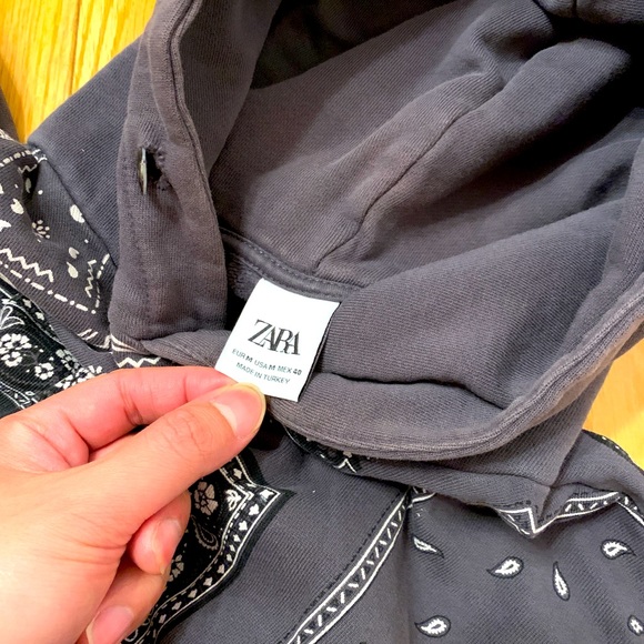 Grey Zara hoodie with floral print  size M - Picture 3 of 4